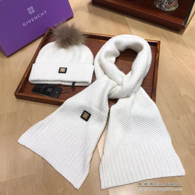 GIVENCHY紀梵希 新款 保暖又時尚兔絨加羊絨圍巾帽子套裝 LLWJ8721